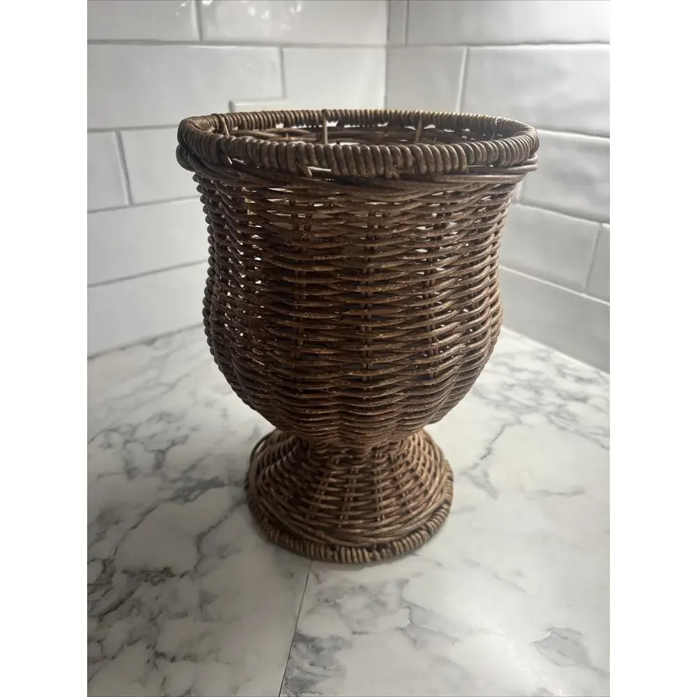 *NWT* My Texas House 8 Inch Goblet Woven Planter Urn Shape, Brown VIRAL!